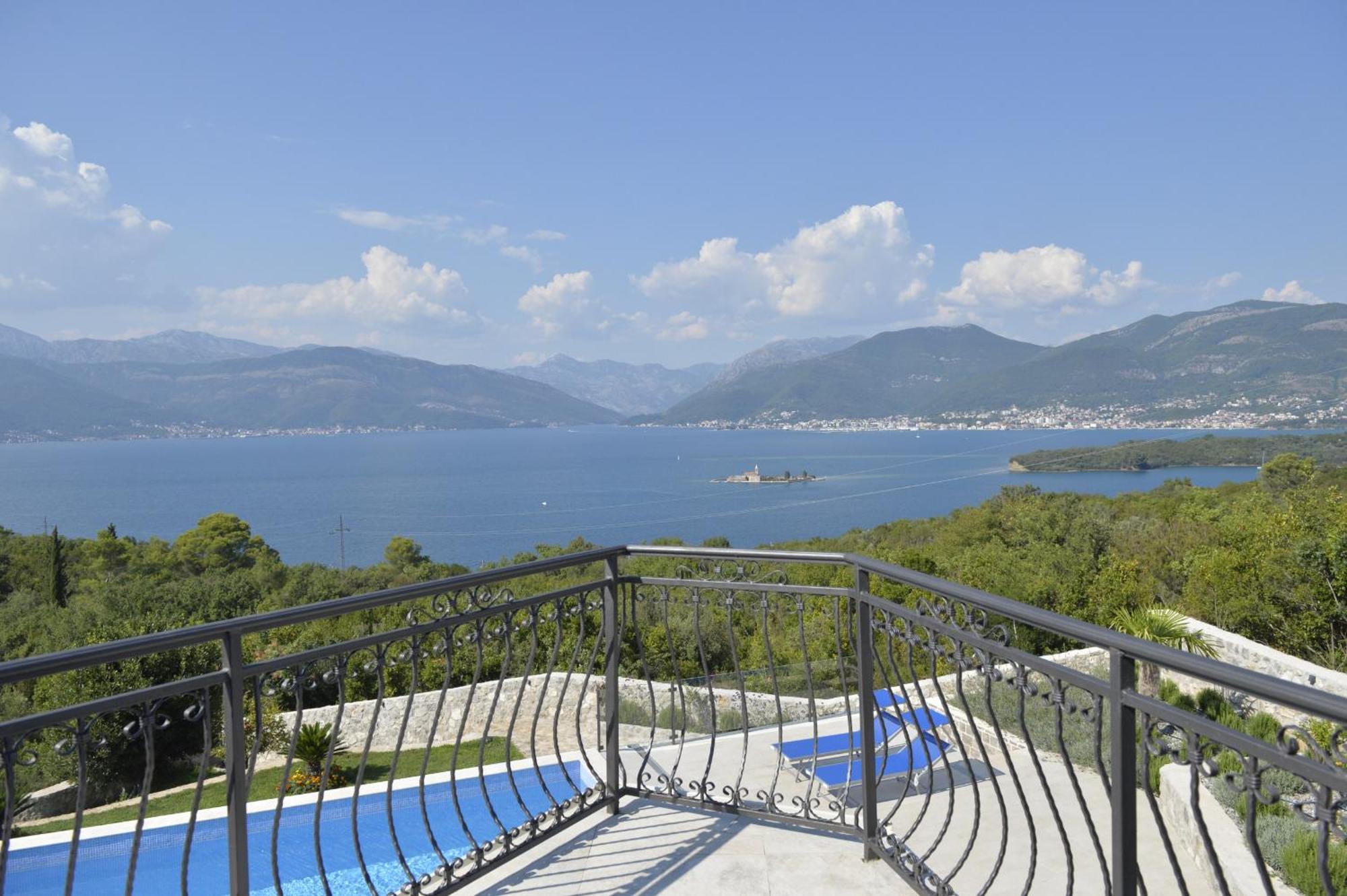 Villa Vista Azzurra Tivat Exteriér fotografie